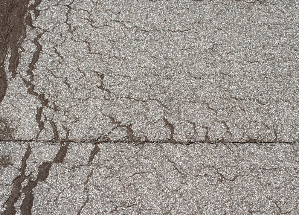 Losliggend dakleer op plat dak in Schipluiden